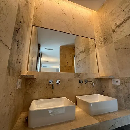 Kiwi Appartement Latina